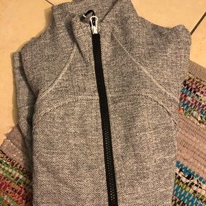 Lululemon zipup
